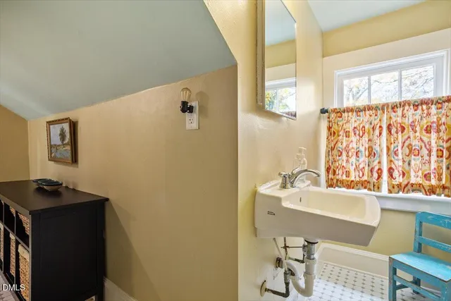 $1,800,000 | 405 Ransom Street, Chapel Hill, NC 27516