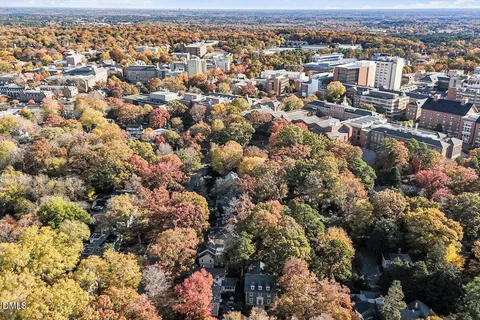 $1,800,000 | 405 Ransom Street, Chapel Hill, NC 27516