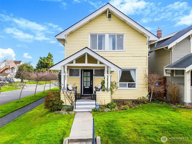 $625,000 | 2201 Rockefeller Avenue, Everett, WA 98201
