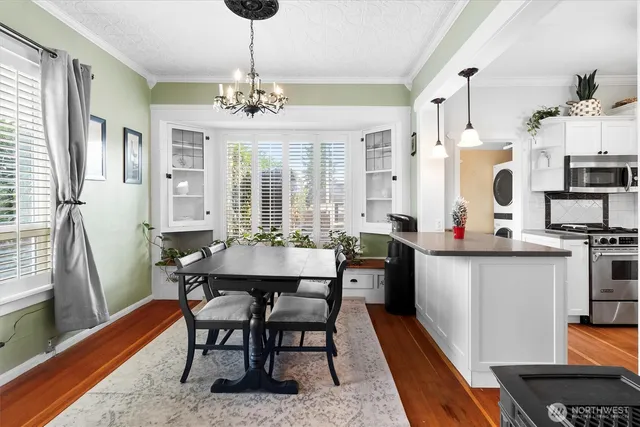 $625,000 | 2201 Rockefeller Avenue, Everett, WA 98201