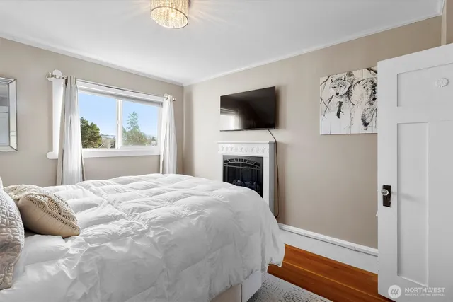 $625,000 | 2201 Rockefeller Avenue, Everett, WA 98201