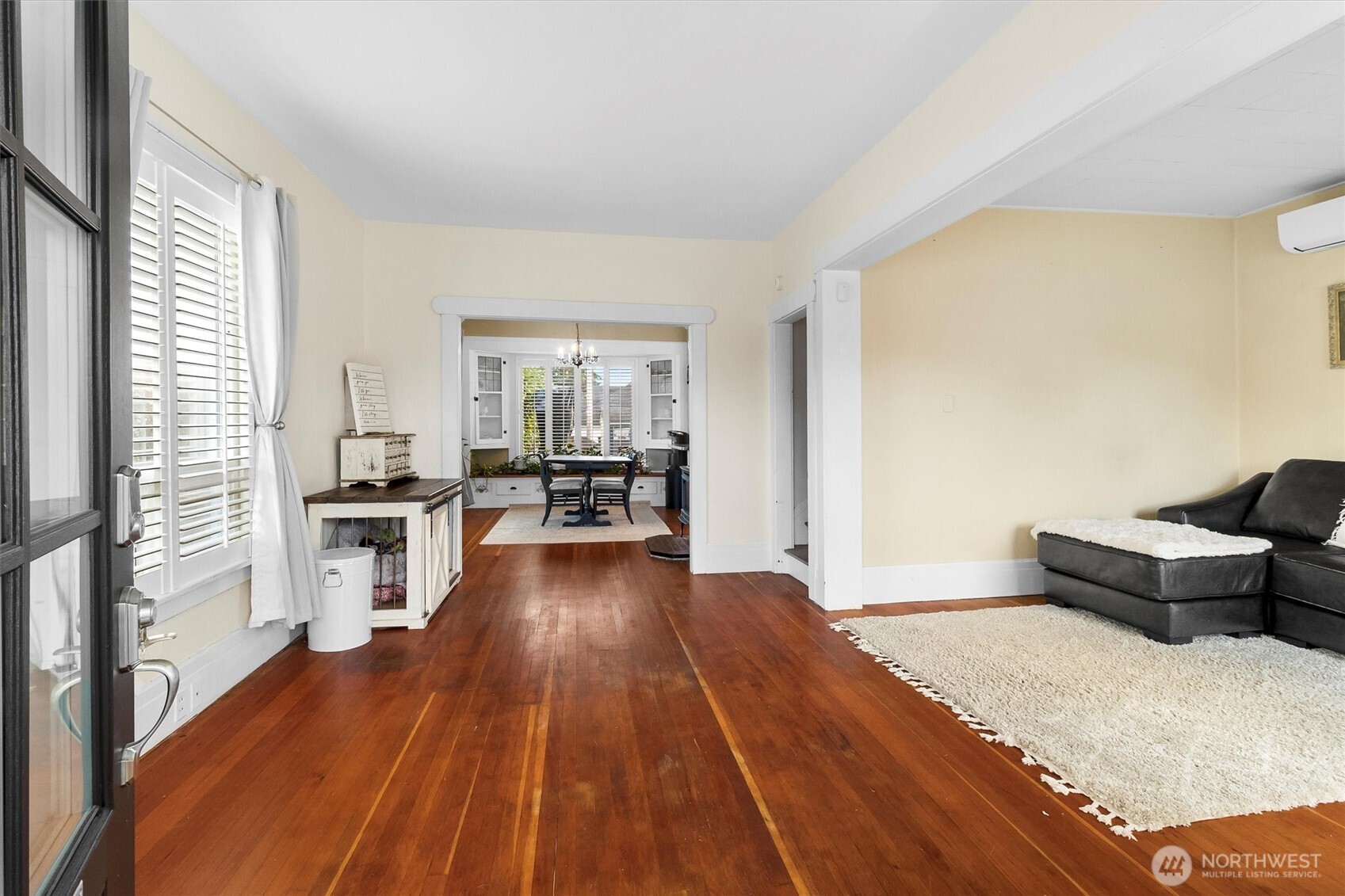 2201 Rockefeller Avenue Everett, WA 98201 - Photo 4 of 40 Gallery Image 4