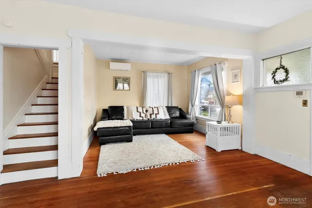 $625,000 | 2201 Rockefeller Avenue, Everett, WA 98201