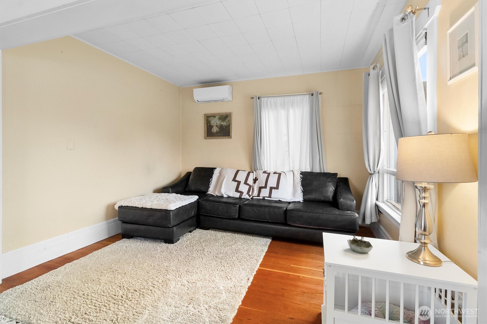 2201 Rockefeller Avenue Everett, WA 98201 - Photo 7 of 40 Gallery Image 7