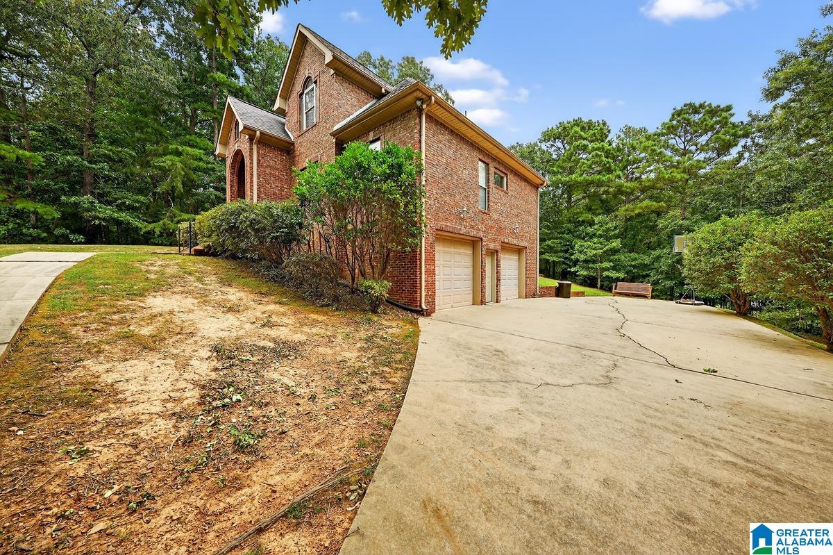 731 Hayfield Loop Dora, AL 35062 - Photo 2 of 34