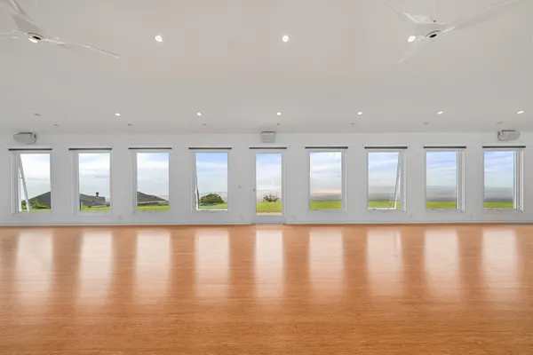 a view of an ocean view