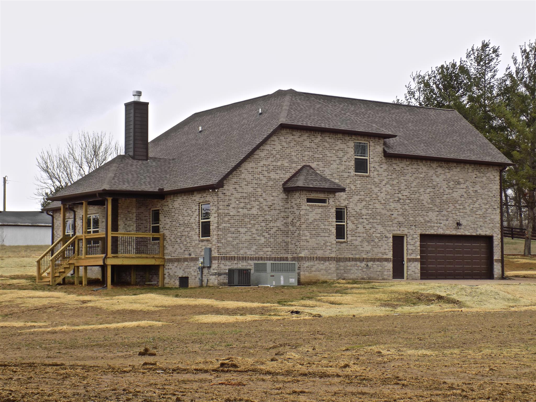 254 Bates Road Lebanon, TN 37087 - Photo 3 of 20 a front view of a house with a ocean view