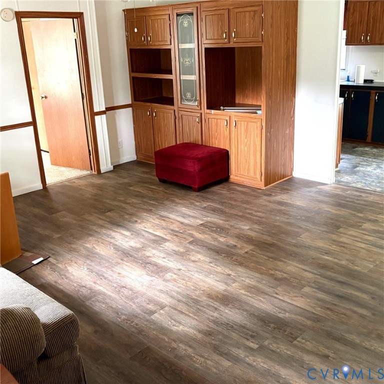 102 Frenchs Store Road Cumberland, VA 23040 - Photo 8 of 13 Vinyl Plank flooring, spacious and open.