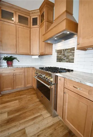 $799,900 | 408 Barons Court, Venetia, PA 15367