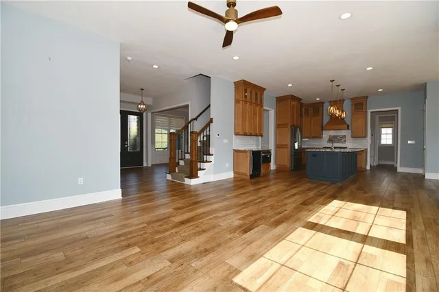 $799,900 | 408 Barons Court, Venetia, PA 15367