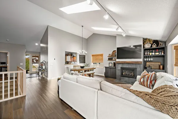 $529,900 | 2833 Wilds Lane Northwest, Prior Lake, MN 55372