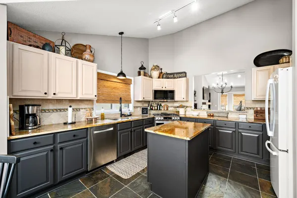 $529,900 | 2833 Wilds Lane Northwest, Prior Lake, MN 55372