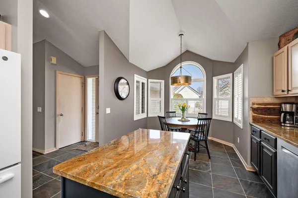 $529,900 | 2833 Wilds Lane Northwest, Prior Lake, MN 55372