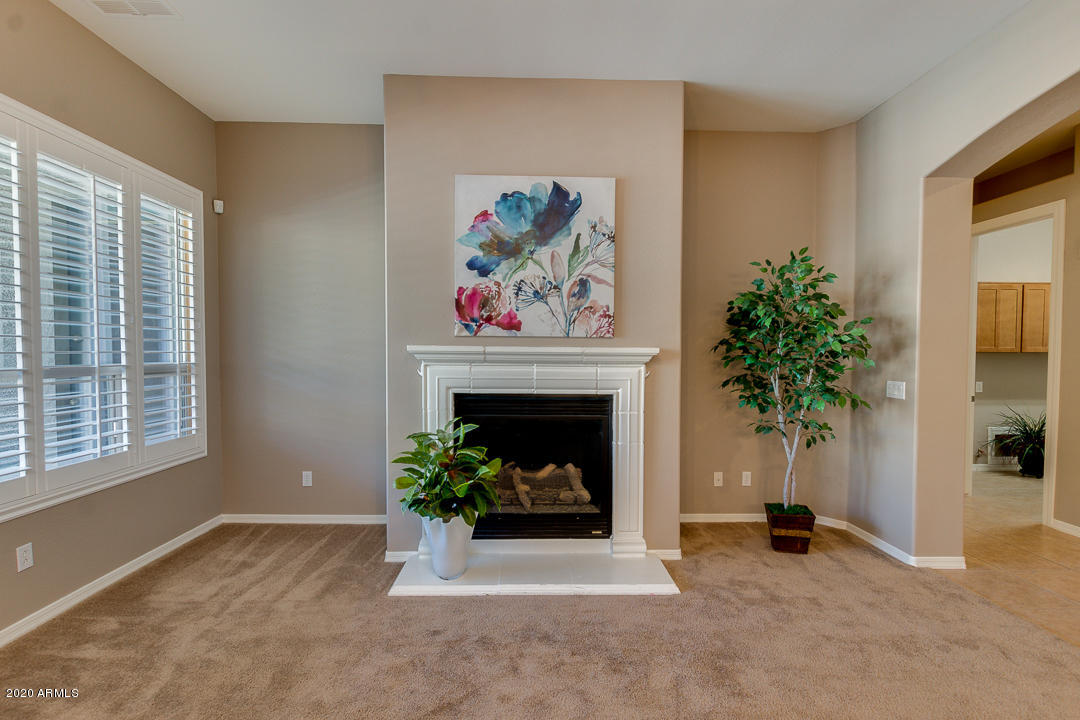 1236 East Bautista Road Gilbert, AZ 85297 - Photo 9 of 55 09-Bautista