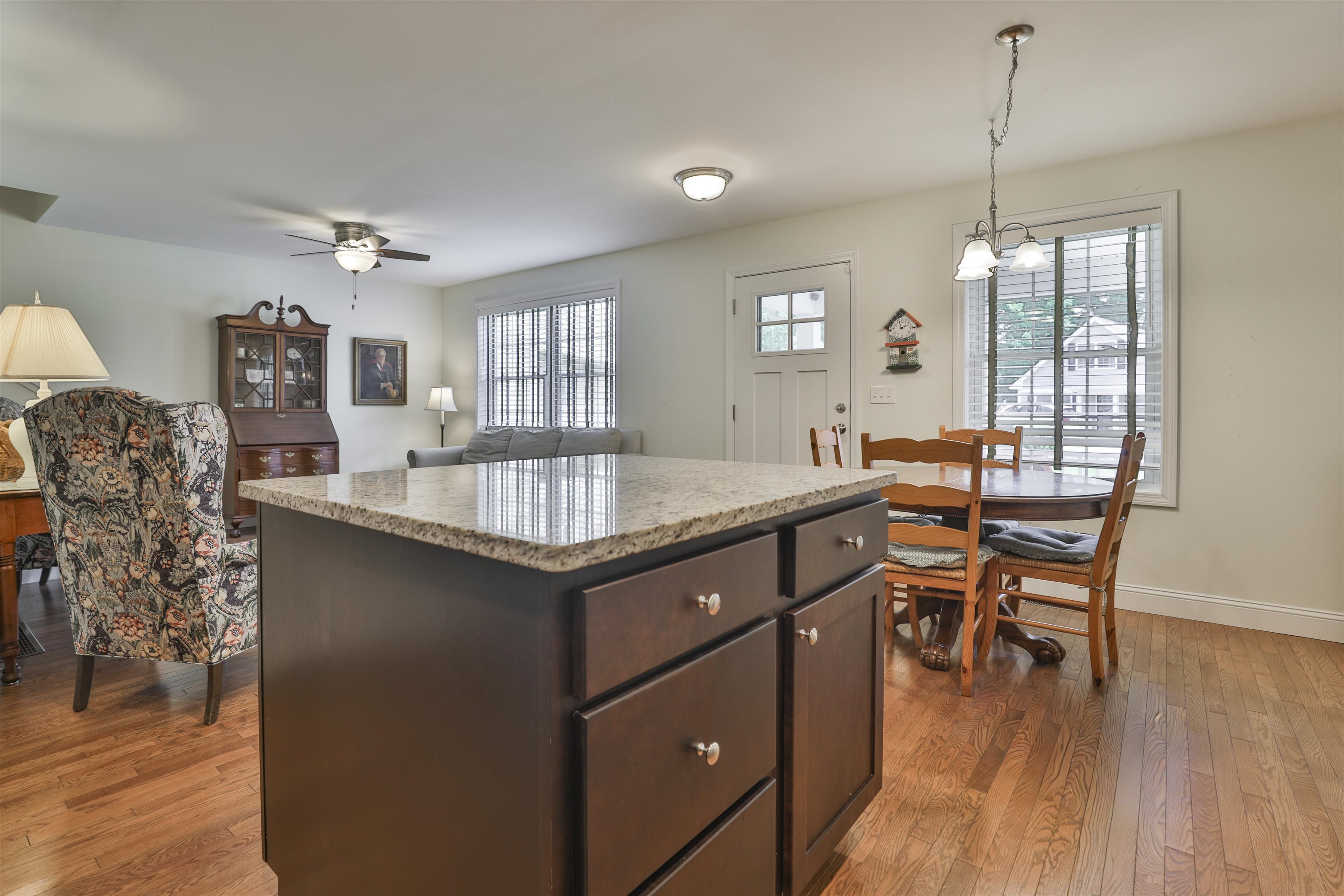 8 Cedar Way, Unit B Goffstown, NH 03045 - Photo 12 of 35
