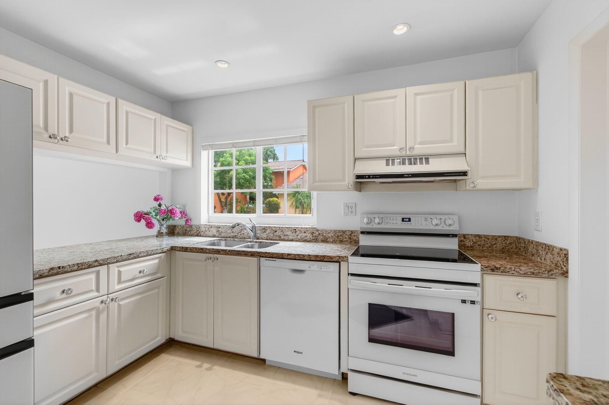 6105 Via Laguna Lane Boca Raton, FL 33433 - Photo 23 of 73 6105 VIA LAGUNA LN, 3/2/ CORNER VILLA