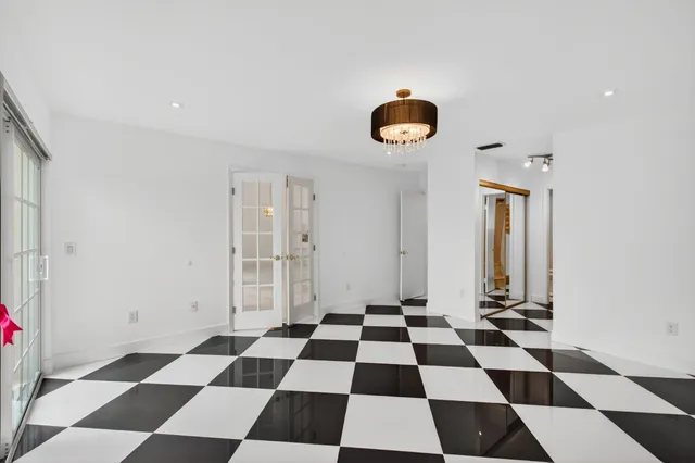 $608,900 | 6105 Via Laguna Lane, Boca Raton, FL 33433