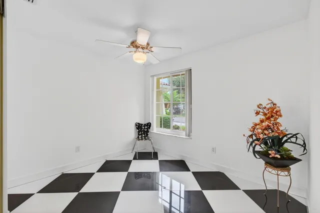 $608,900 | 6105 Via Laguna Lane, Boca Raton, FL 33433
