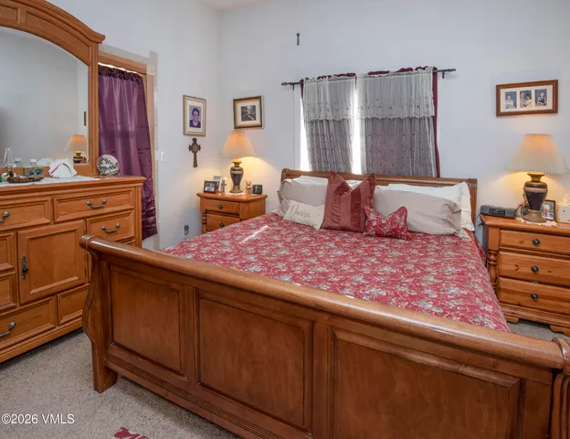 a view of walk in closet