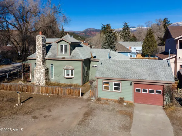 a view of a house with a outdoor space
