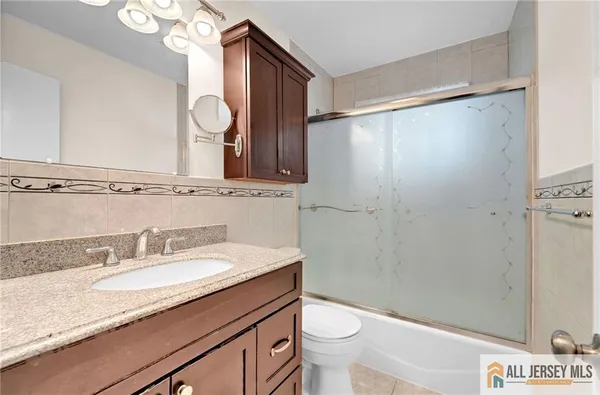 $784,900 | 25 Stanley Avenue, Dayton, NJ 08810