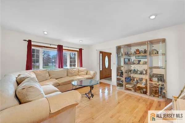 $784,900 | 25 Stanley Avenue, Dayton, NJ 08810