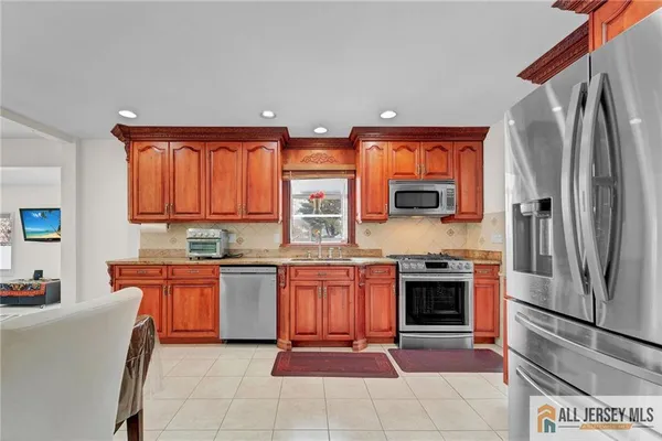 $784,900 | 25 Stanley Avenue, Dayton, NJ 08810