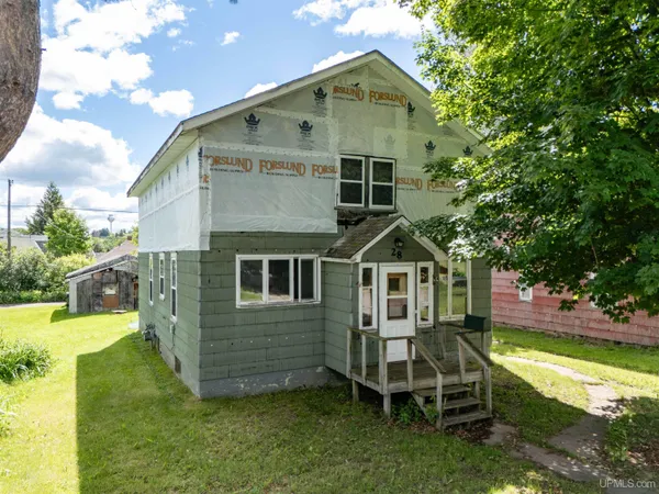 $59,000 | 28 North 5th Avenue, Iron River, MI 49935