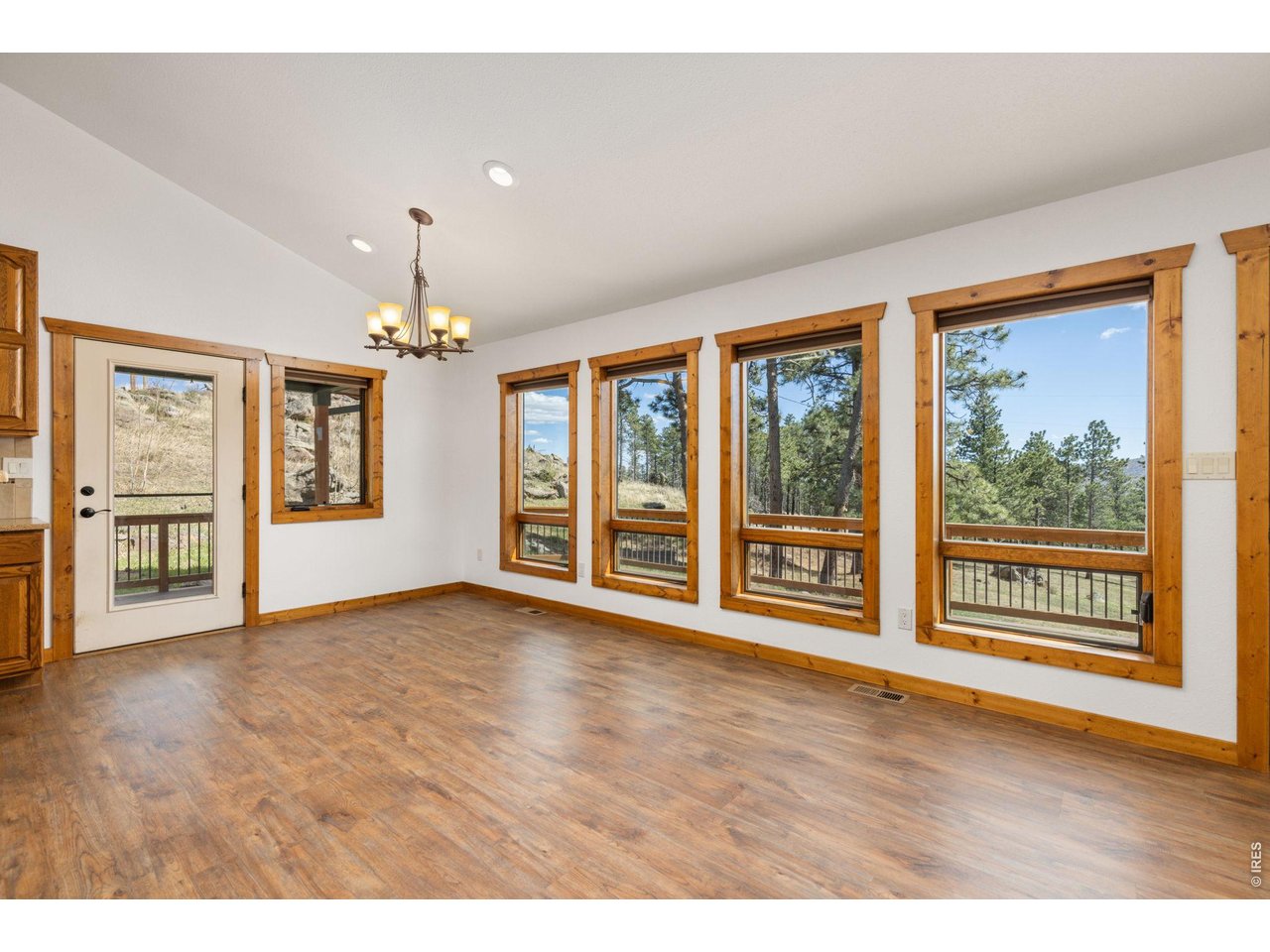 3069 Davis Ranch Road Bellvue, CO 80512 - Photo 11 of 39 Gallery Image 11