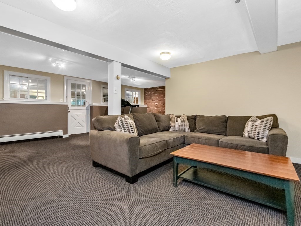 20 Mayflower Road Winchester, MA 01890 - Photo 22 of 40