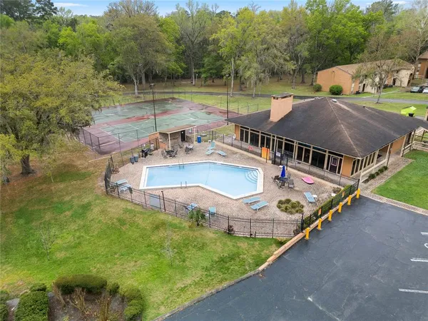 $139,000 | 1810 Northwest 23rd Boulevard, Unit 174, Gainesville, FL 32605
