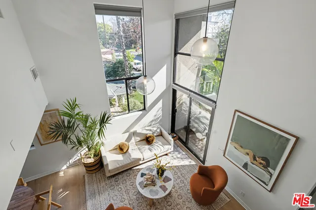 $1,049,000 | 9917 Tabor Street, Unit 2, Los Angeles, CA 90034