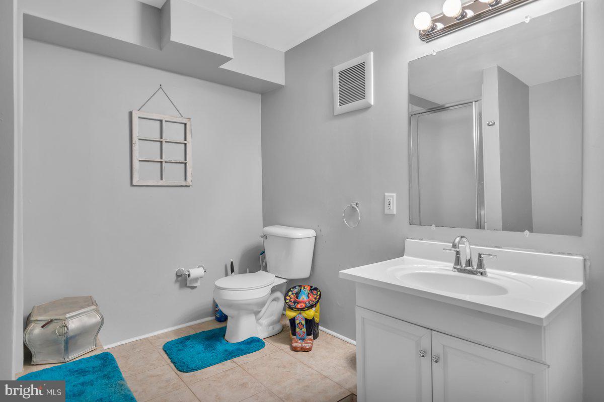 4 Hann Avenue Voorhees, NJ 08043 - Photo 25 of 36