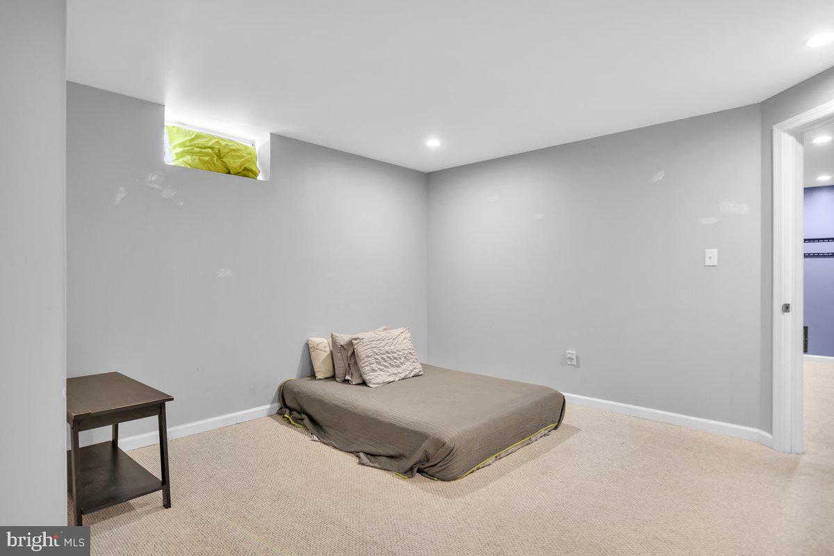 4 Hann Avenue Voorhees, NJ 08043 - Photo 26 of 36