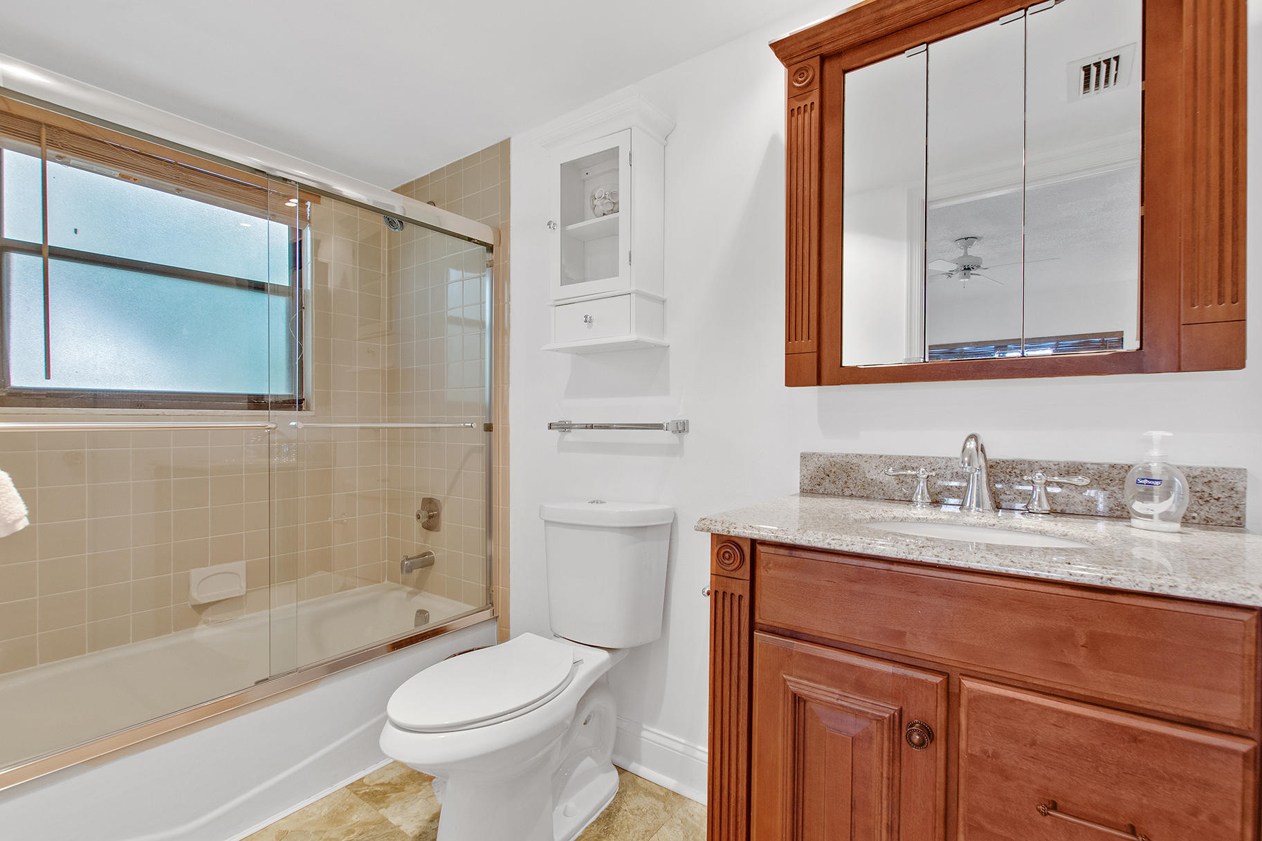 13368 Polo Road West, Unit C206 Wellington, FL 33414 - Photo 17 of 25 13368 Polo Club Rd C-206 (17)