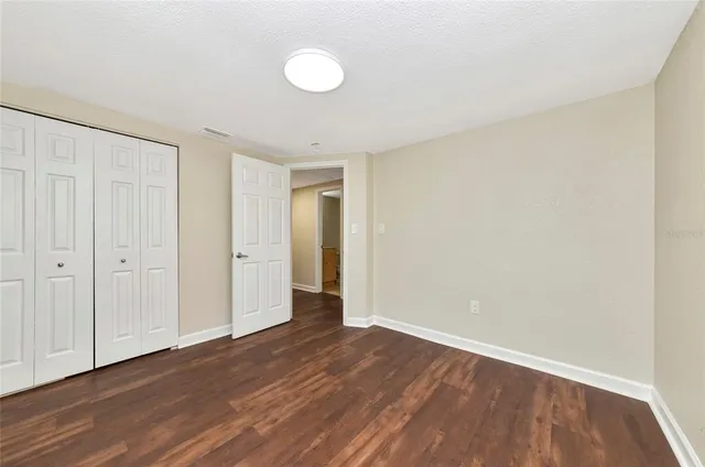 $1,800 | 960 Highland Street, Unit B2, Sarasota, FL 34234