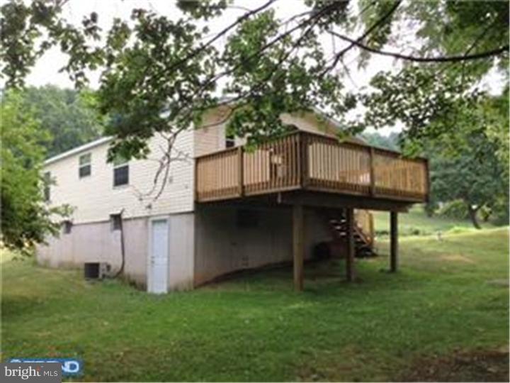 417 Gelsinger Road Reading, PA 19608 - Photo 22 of 25 Exterior Back