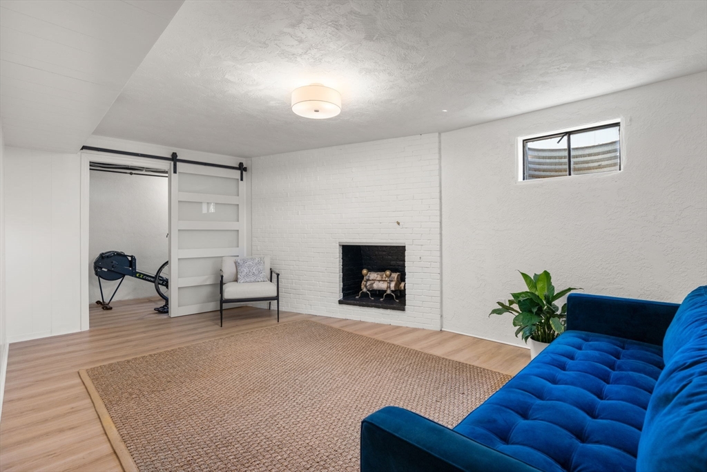 30 Ivy Road Wellesley, MA 02482 - Photo 26 of 34 Gallery Image 26