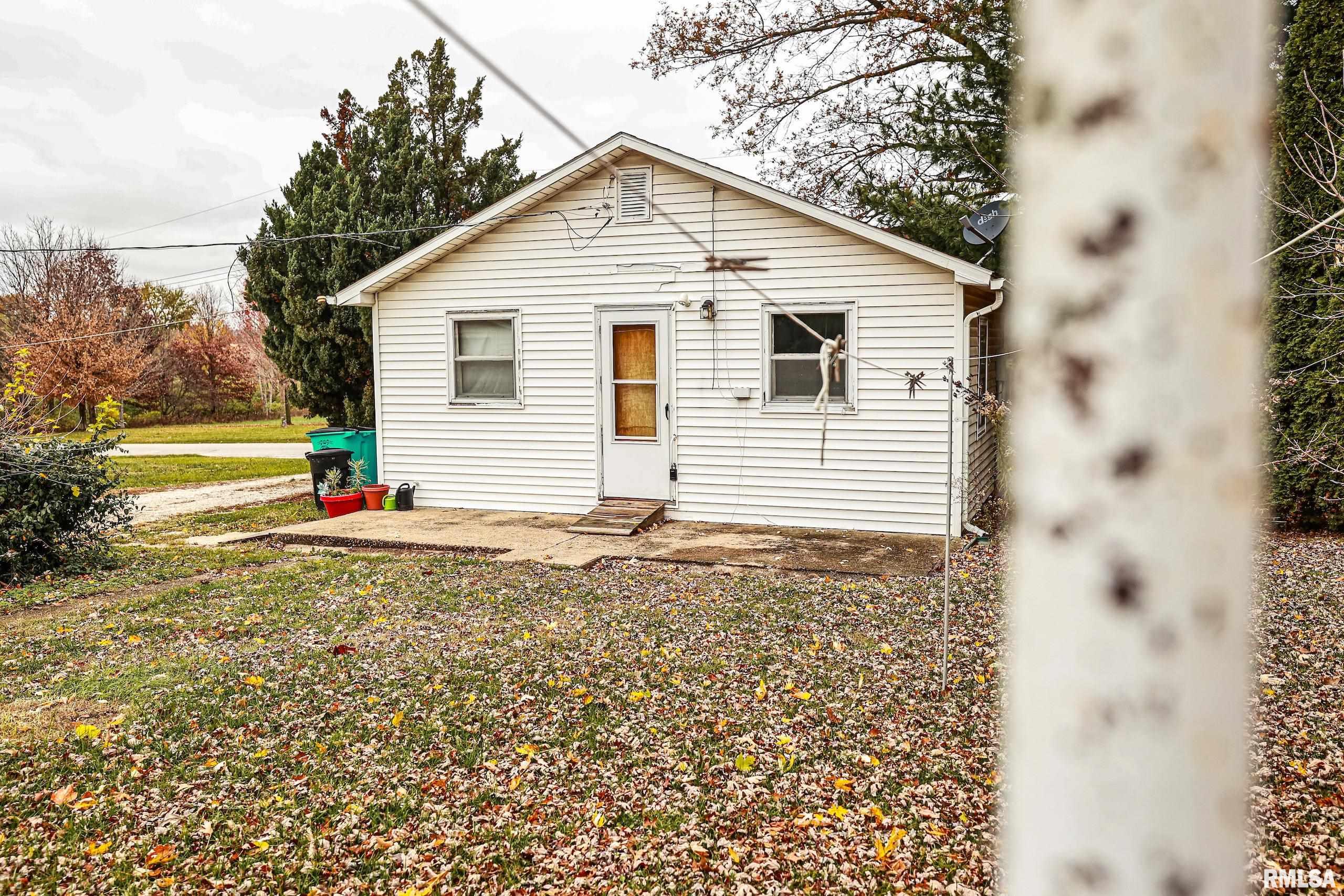 711 West Perry Street Pittsfield, IL 62363 - Photo 15 of 26 Gallery Image 15