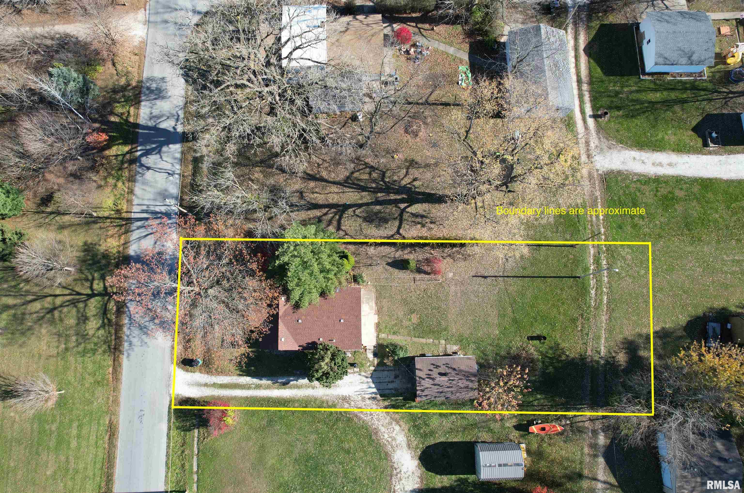 711 West Perry Street Pittsfield, IL 62363 - Photo 2 of 26 Gallery Image 2