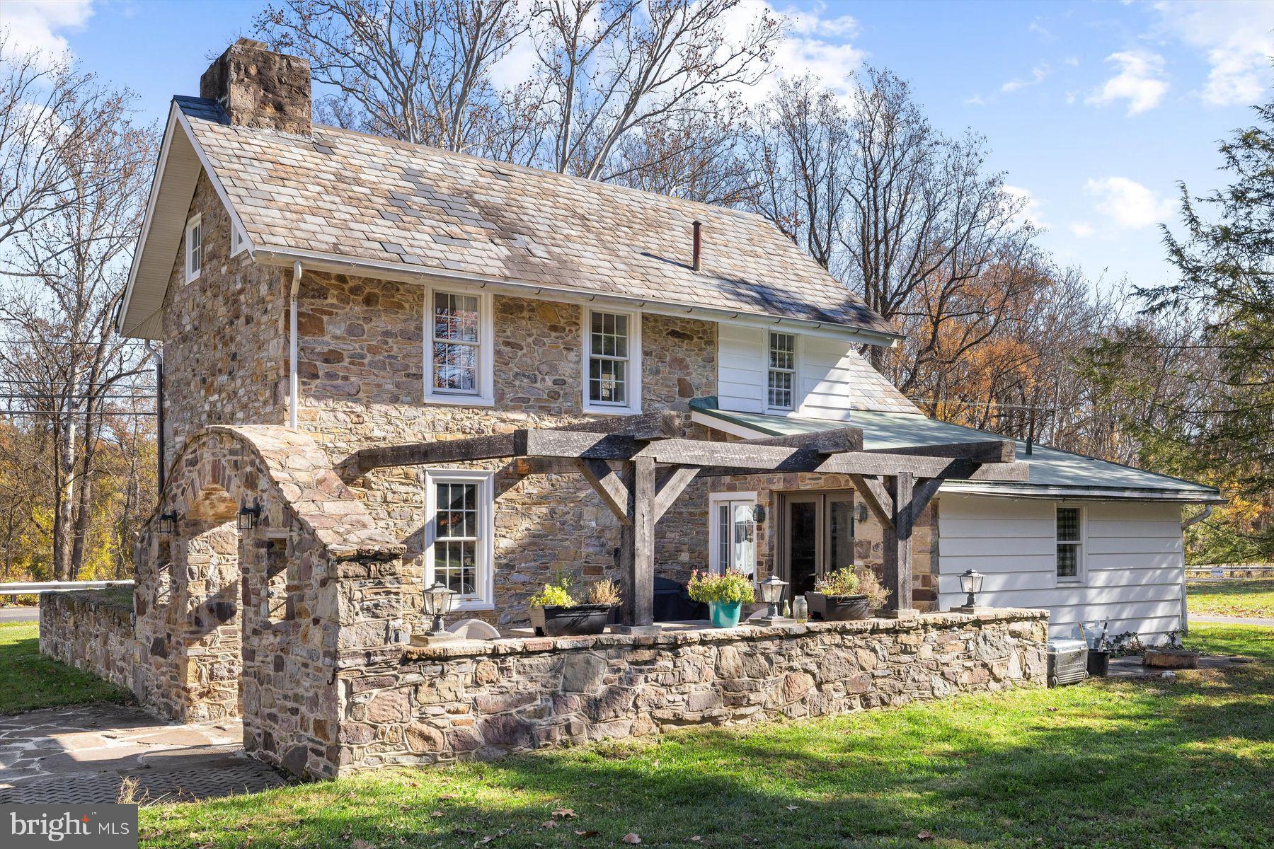 2729 River Road New Hope, PA 18938 - Photo 3 of 31