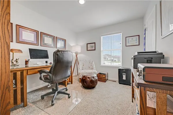 $360,000 | 826 Shane Lane, Belton, MO 64012