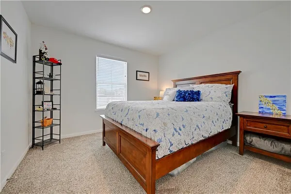 $360,000 | 826 Shane Lane, Belton, MO 64012