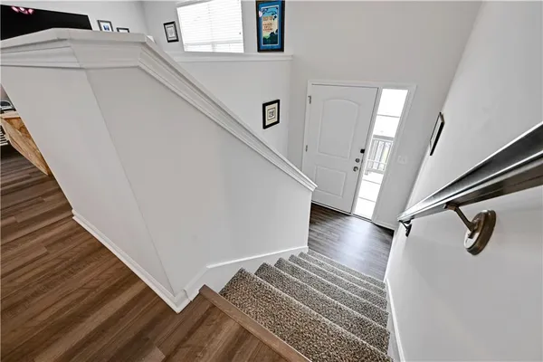 $360,000 | 826 Shane Lane, Belton, MO 64012