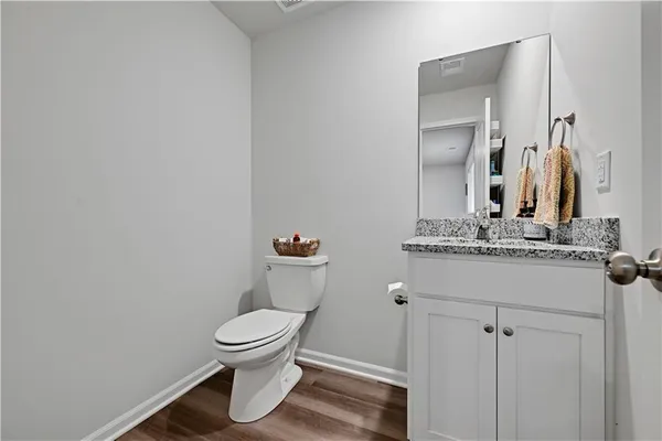 $360,000 | 826 Shane Lane, Belton, MO 64012