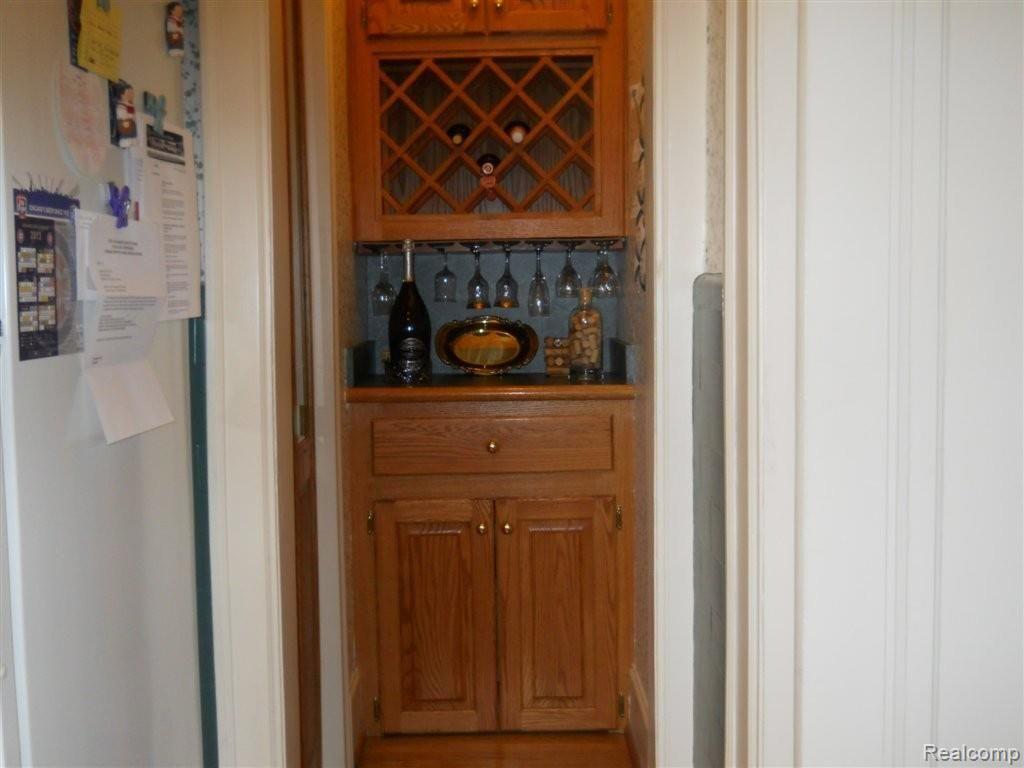 1348 Harvard Road Grosse Pointe, MI 48230 - Photo 13 of 23 1348 harvard 028.jpg