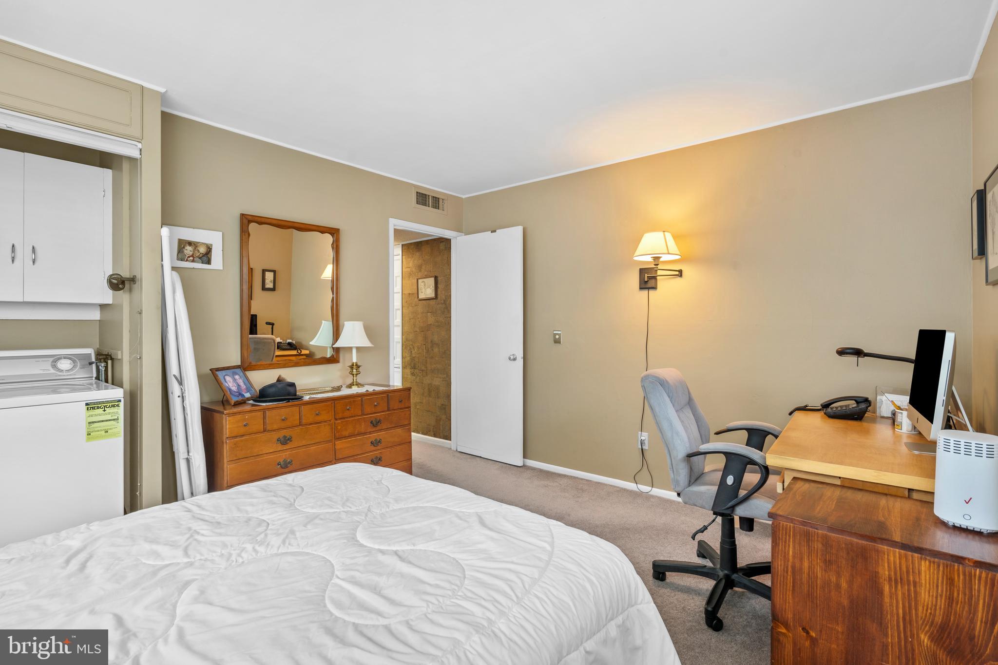 78 Red Berry Road Levittown, PA 19056 - Photo 22 of 44