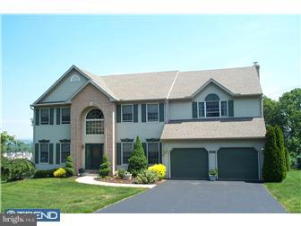 504 Tomlisa Court Sinking Spring, PA 19608 - Photo 2 of 12 Gallery Image 2