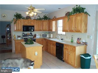 504 Tomlisa Court Sinking Spring, PA 19608 - Photo 5 of 12 Gallery Image 5