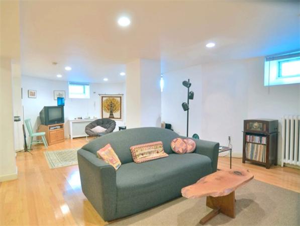 55 Reservoir Road, Unit 1 Brookline, MA 02467 - Photo 4 of 7